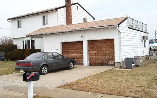 21 Delta Rd, Massapequa, NY 11758