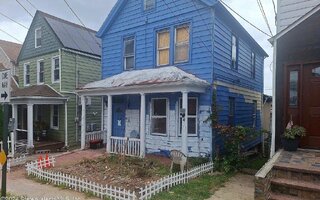 21 Ormond Pl, Staten Island, NY 10305