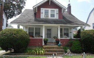 21 Stillwell Pl, Freeport, NY 11520