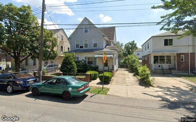 211-36 43rd Ave, Bayside, NY 11361