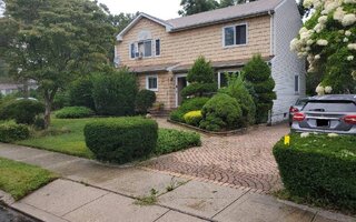211 41st St, Copiague, NY 11726