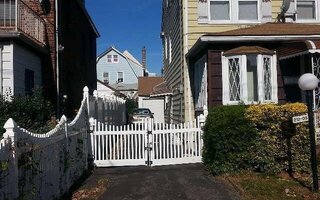 212-05 110th Ave, Queens Village, NY 11429