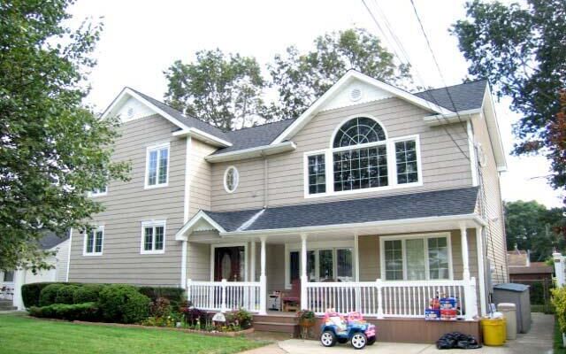212 Fillmore St, Massapequa Park, NY 11762