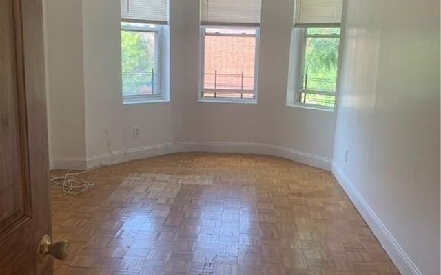 2124 Vyse Ave, Bronx, NY 10460