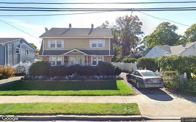213 Hudson Ave, Roosevelt, NY 11575