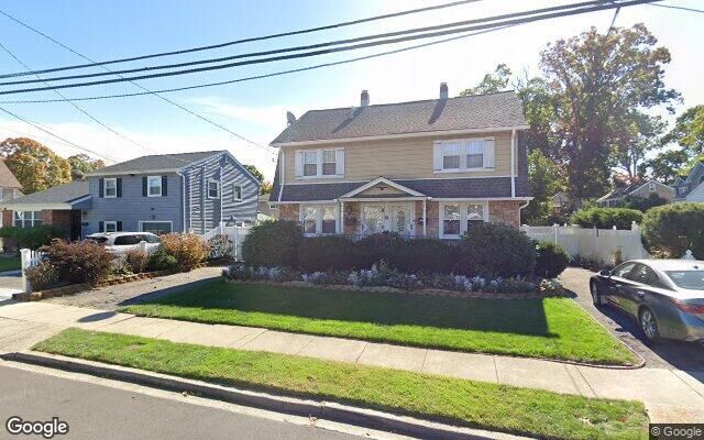 213 Hudson Ave, Roosevelt, NY 11575