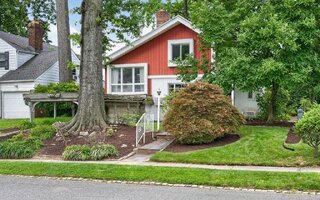 213th St, Queens Village, NY 11427