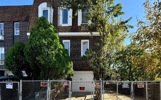 214-02 23rd Ave, Bayside, NY 11360