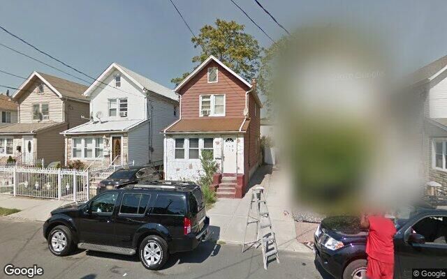 215-23 102nd Ave, Queens Village, NY 11429