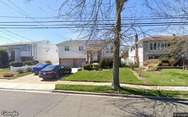 2157 Legion St, Bellmore, NY 11710