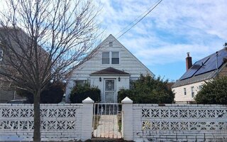 216-24 132nd Ave, Springfield Gardens, NY 11413