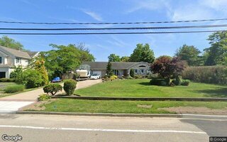 218 Middle Rd, Blue Point, NY 11715