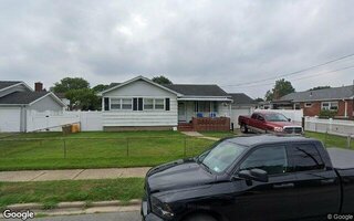 218 N Maple St, Massapequa, NY 11758