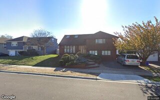 219 Vermont Ave, Oceanside, NY 11572