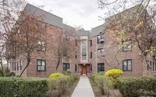 22-60 79th St #2C, East Elmhurst, NY 11370