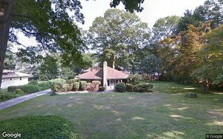22 Colonial Dr, Huntington, NY 11743