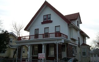 22 E Hudson St, Long Beach, NY 11561