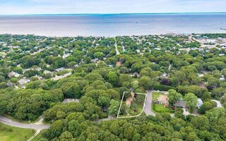 22 Flamingo Ct, Montauk, NY 11954