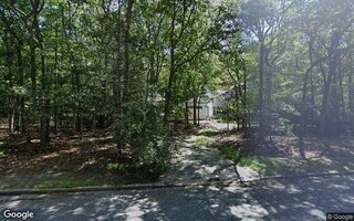 22 N Quarter Rd, Westhampton, NY 11977