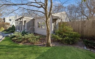 22 Pine Crest Ln, Sag Harbor, NY 11963