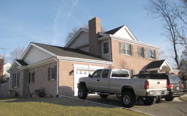 22 Walker Ave, Syosset, NY 11791