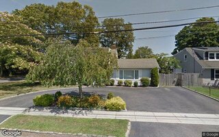 22 William St, Copiague, NY 11726