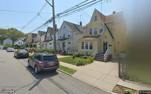 220-12 109th Ave, Queens Village, NY 11429