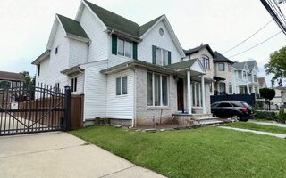 220 Sprague Ave, Staten Island, NY 10307