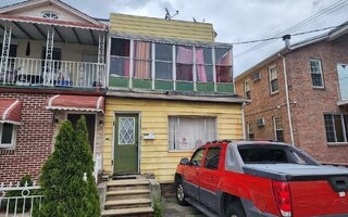 221 E 42nd St, Brooklyn, NY 11203