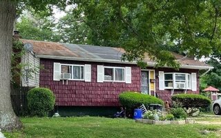 221 State Ave, Wyandanch, NY 11798