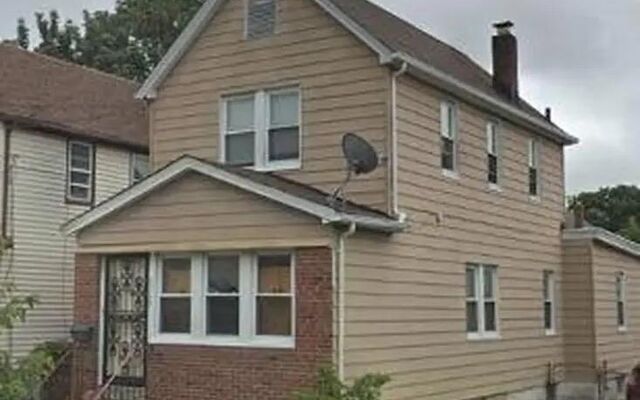 22102 114th Ave, Cambria Heights, NY 11411 (House View)