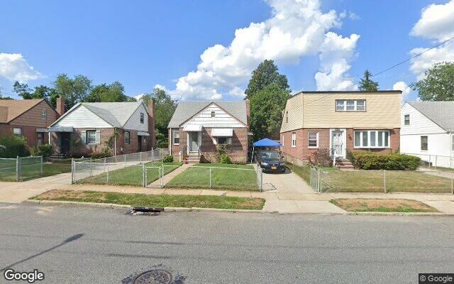 222-25 130th Ave, Springfield Gardens, NY 11413