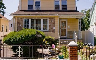 223-16 109th Ave, Queens Village, NY 11429