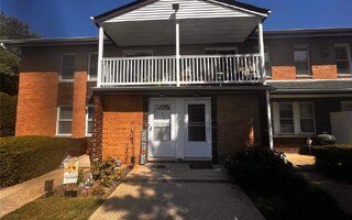 223 Artist Lake Dr, Middle Island, NY 11953