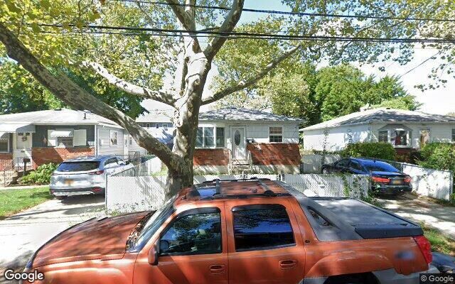 225 Titus Ave, Staten Island, NY 10306