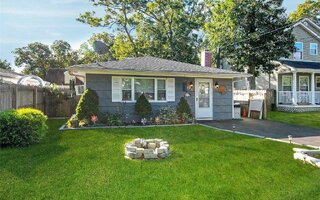 226 Patchogue Ave, Mastic, NY 11950
