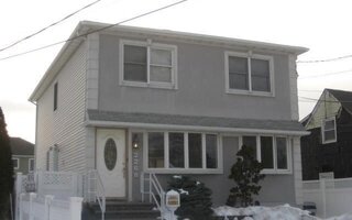 2268 4th St, East Meadow, NY 11554
