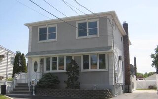2268 4th St, East Meadow, NY 11554