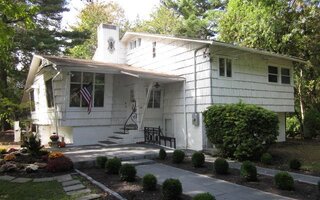 229 Cathedral Ave, Hempstead, NY 11550