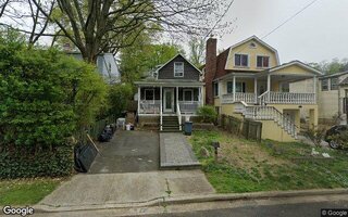 23 Charles St, Port Washington, NY 11050