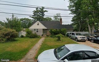 23 Cleveland St, Brentwood, NY 11717