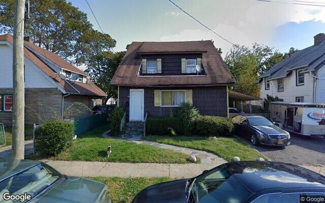 23 Jefferson Pl, Hempstead, NY 11550