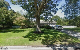 23 Mill Rd, Remsenburg, NY 11960