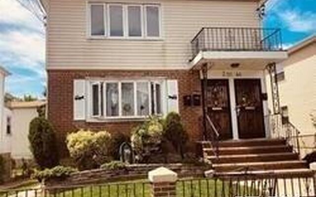 230-44 148th Ave, Springfield Gardens, NY 11413