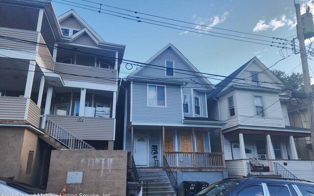 230 Benziger Ave, Staten Island, NY 10301
