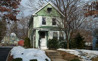 2319 Logue St, North Bellmore, NY 11710