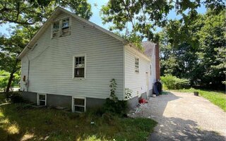 232 Berkshire Dr, Farmingville, NY 11738