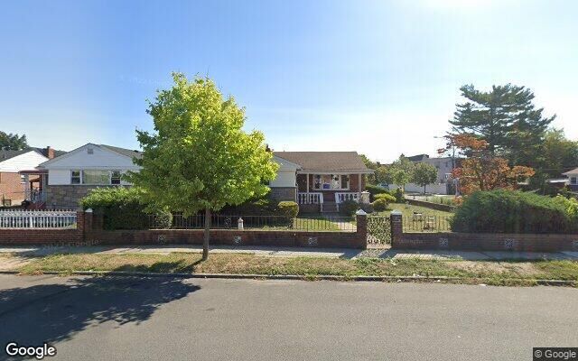 233-04 121st Ave, Rosedale, NY 11422