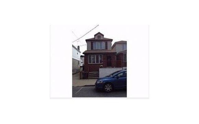 233 Lake St, Brooklyn, NY 11223