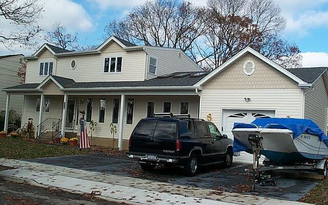 2341 Hudson St, East Meadow, NY 11554